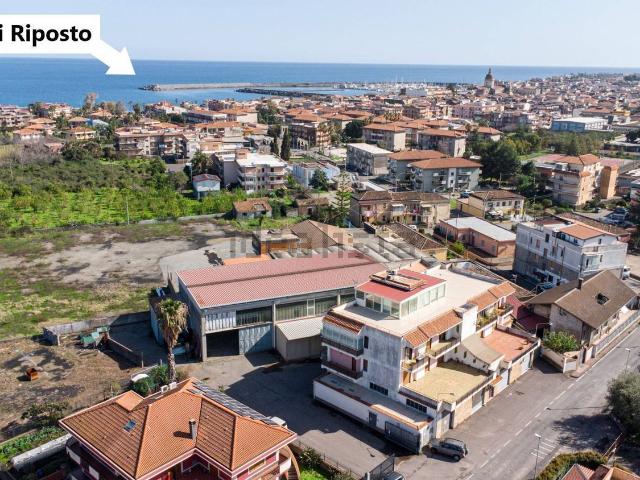 Capannone in vendita a Mascali, Sicilia