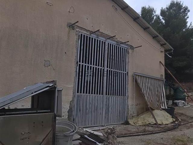 Capannone in vendita a Caltanissetta