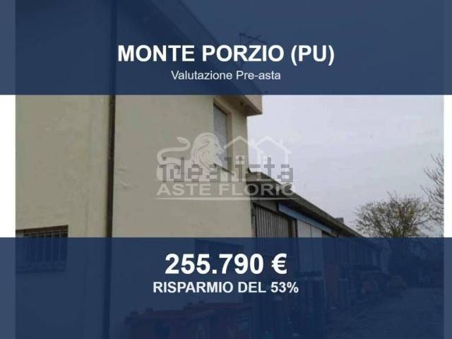 Capannone in vendita a Sott' al Murajon', Monte Porzio