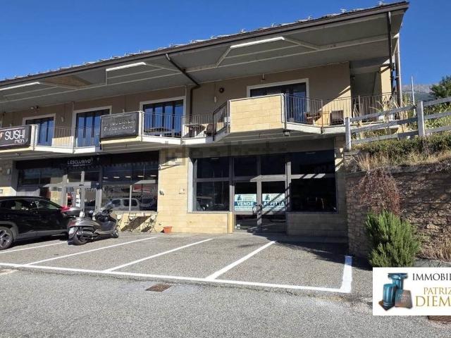 Capannone in vendita a Villair, Quart
