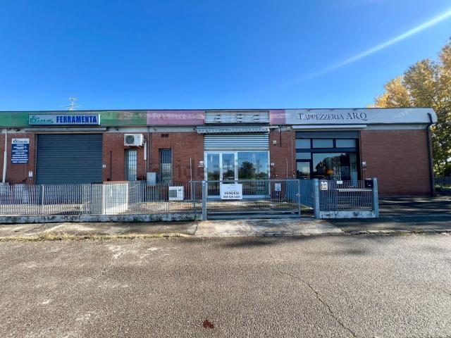 Capannone in vendita a San Damaso, Modena