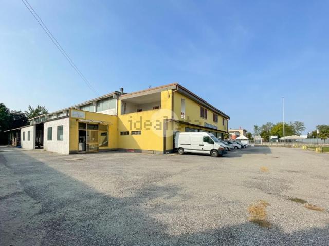 Capannone in vendita a Asola, Lombardia