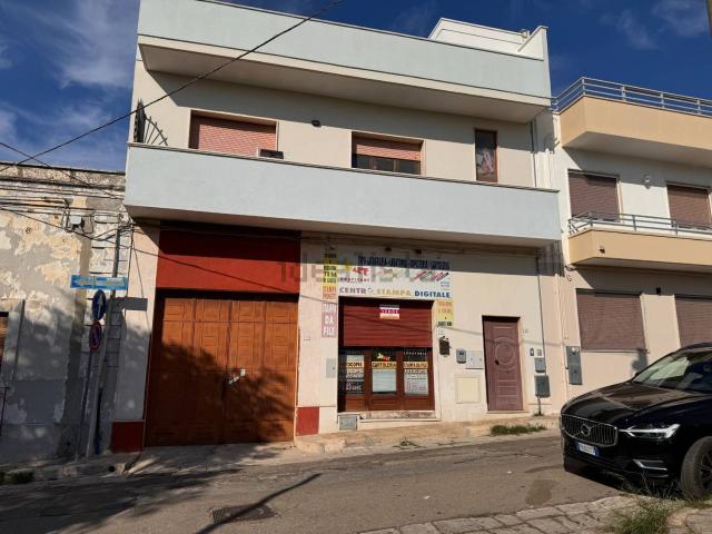 Capannone in vendita a Puglia, Lecce