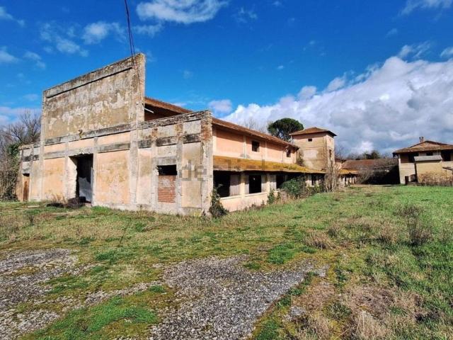 Capannone in vendita a Bevagna, Umbria