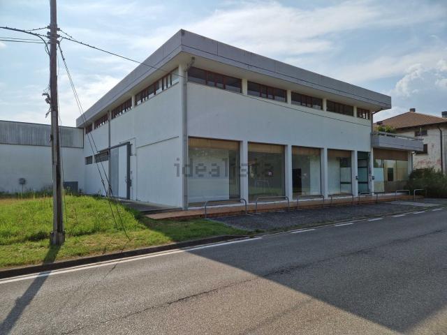 Capannone in vendita a Lestizza, Friuli-Venezia Giulia
