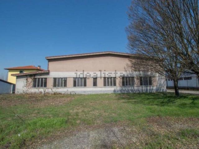 Capannone in vendita a Piemonte, Novara