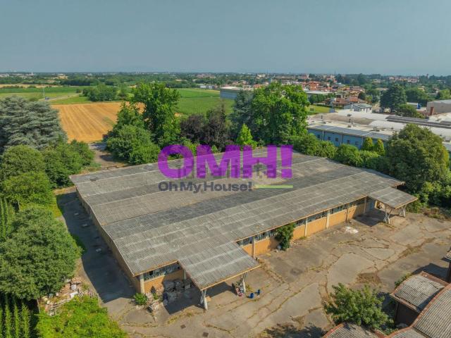 Capannone in vendita a Busto Garolfo, Lombardia
