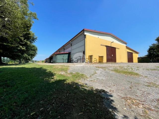 Capannone in vendita a Bernate Ticino, Lombardia