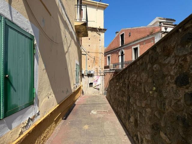 Capannone in vendita a Corigliano Calabro, Cosenza