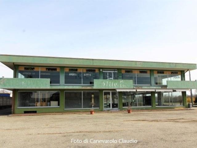 Capannone in vendita a Piemonte, Biella