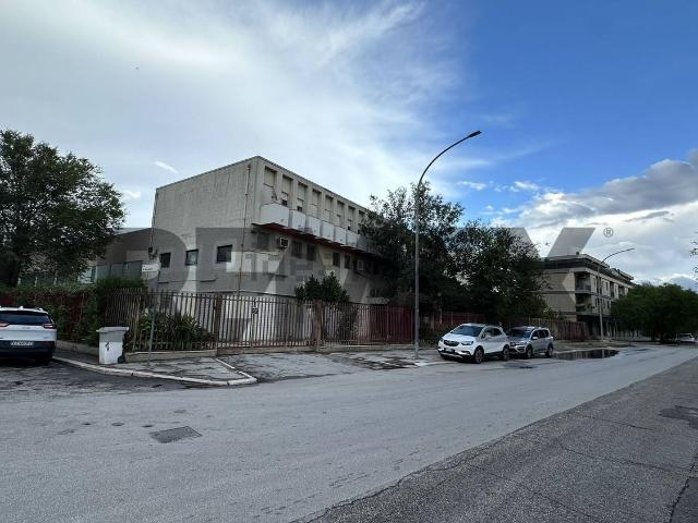 Capannone in vendita a Foggia