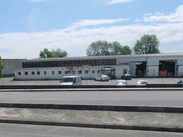 Capannone in vendita a Vivaro, Friuli-Venezia Giulia
