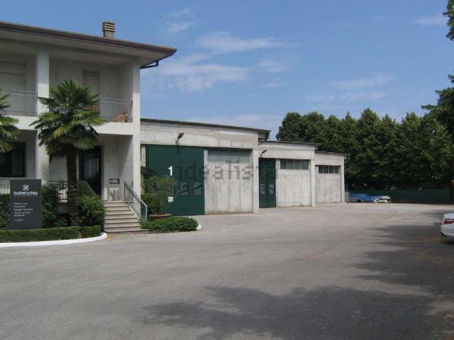 Capannone in vendita a Cappella Maggiore, Veneto