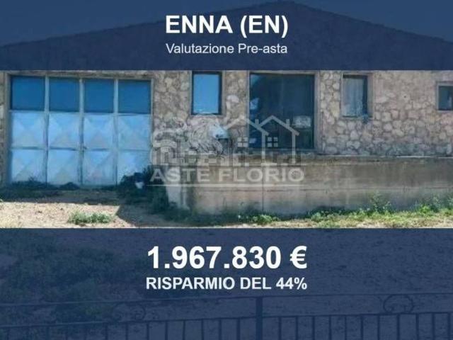 Capannone in vendita a Enna Bassa, Enna