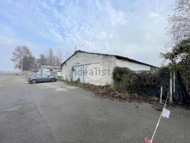 Capannone in vendita a Travagliato, Lombardia