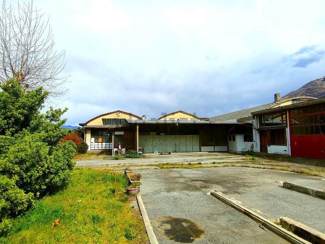 Capannone in vendita a Santa Maria, Piemonte