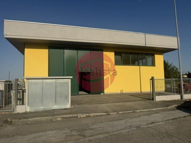 Capannone in vendita a Longiano, Forlì-Cesena