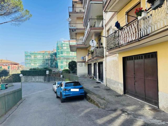 Locale Commerciale in vendita a San Nicola, Cava De' Tirreni