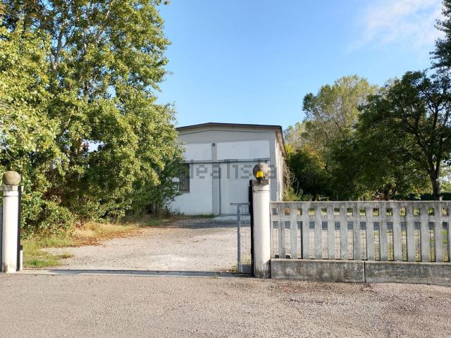 Capannone in vendita a San Lazzaro, Sorbolo