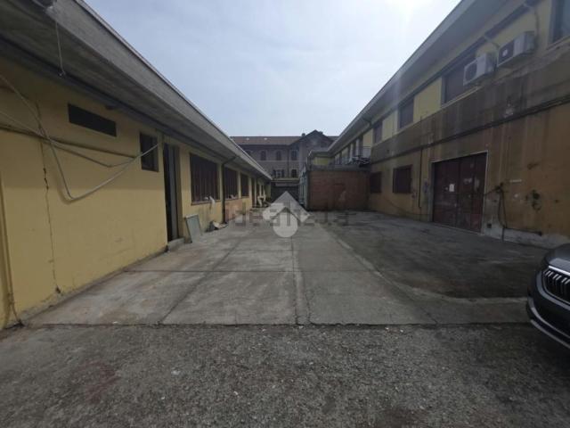 Capannone in vendita a Cogozzo, Villa Carcina