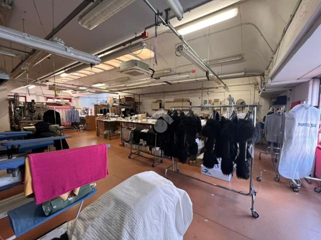 Capannone in vendita a Mirano, Venezia