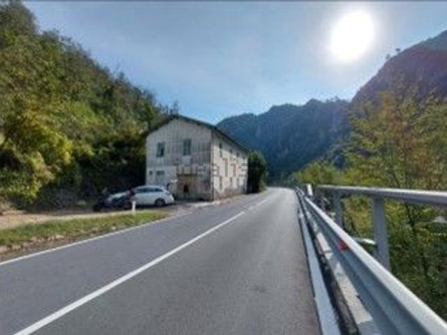 Capannone in vendita a Collabassa, Airole