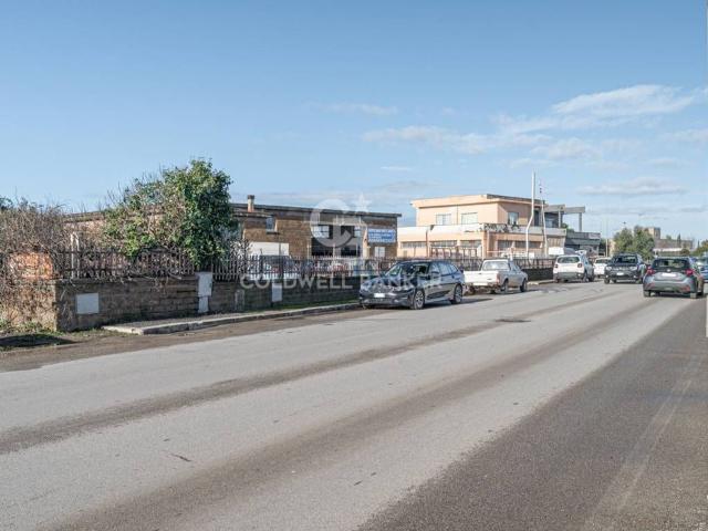 Capannone in vendita a Tarquinia, Lazio