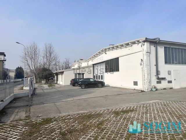 Capannone in vendita a Birago, Lentate Sul Seveso