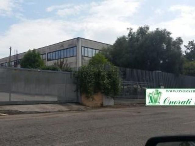Capannone in vendita a Guidonia Montecelio, Roma Capitale