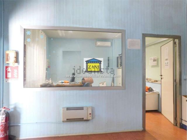 Capannone in vendita a Salsomaggiore Terme, Reggio Emilia