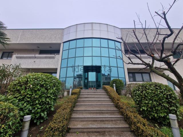 Capannone in vendita a Cascina Brughiera, Bareggio