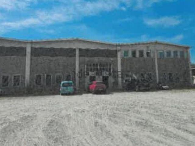 Capannone in vendita a Vignale Nuovo, Piemonte
