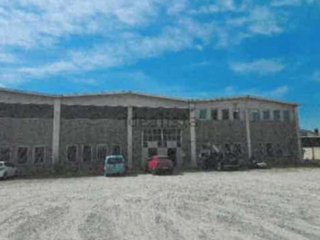 Capannone in vendita a Vignale Nuovo, Piemonte