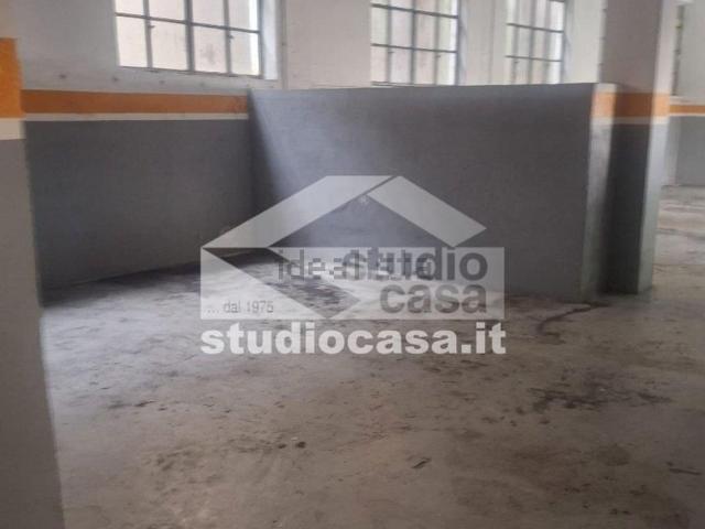 Capannone in vendita a Cascina Campeggi, Pavia