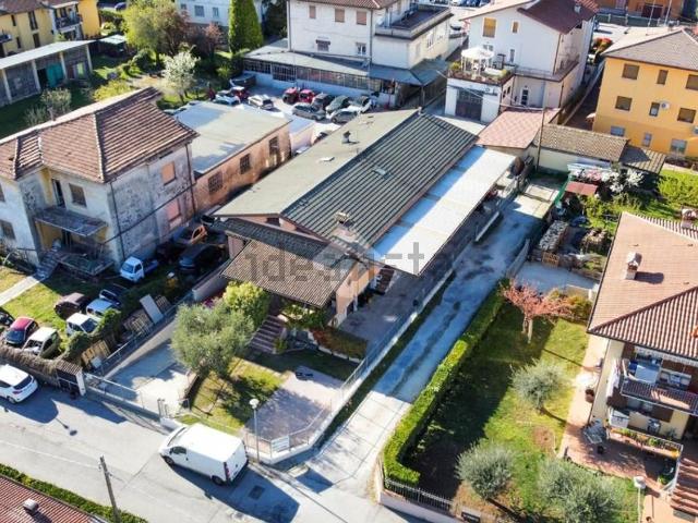 Capannone in vendita a Lonato, Lombardia