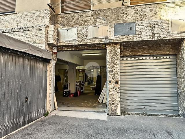 Capannone in vendita a Pegli, Genova