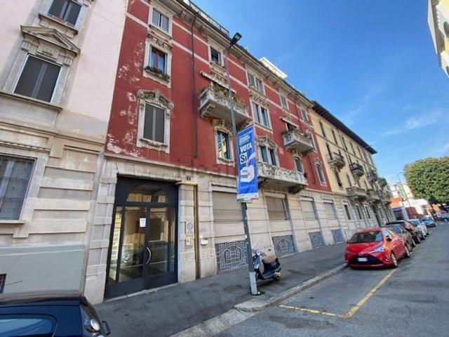 Capannone in vendita a Porta Romana, Milano