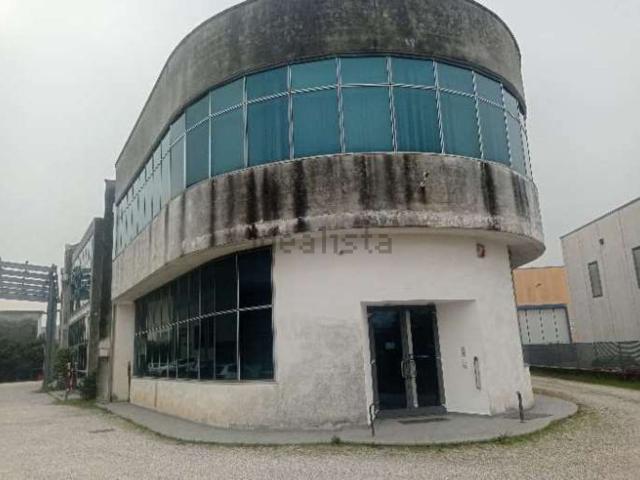 Capannone in vendita a Fornaci, Veneto