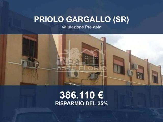 Capannone in vendita a Priolo Gargallo, Sicilia