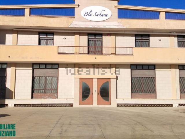 Capannone in vendita a Puglia, Barletta-andria-trani