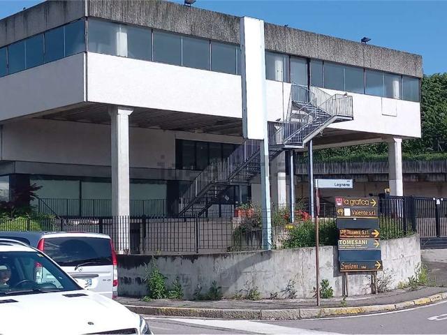 Capannone in vendita a Cantù, Lombardia