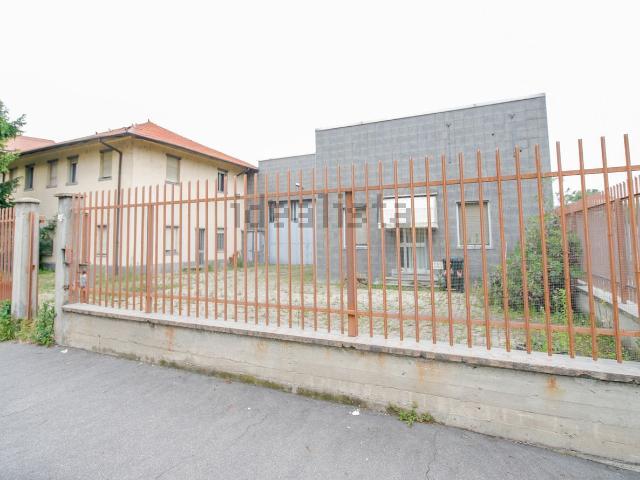 Capannone in vendita a Bertolla, Piemonte
