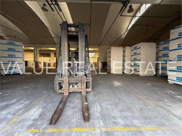 Capannone in vendita a Rovagnasco, Segrate