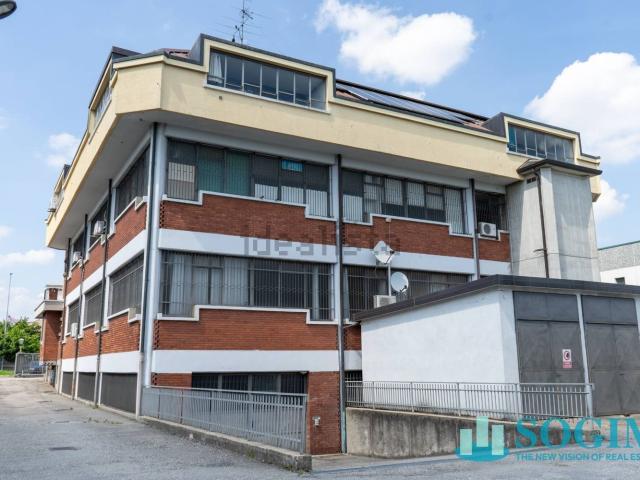 Capannone in vendita a Prati, Desio