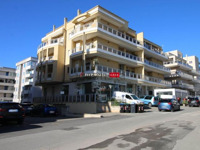 Capannone in vendita a Puglia, Taranto
