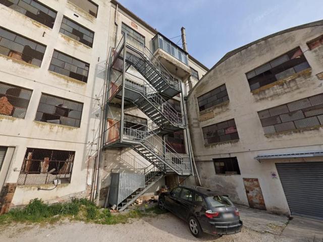 Capannone in vendita a Marche, Fermo