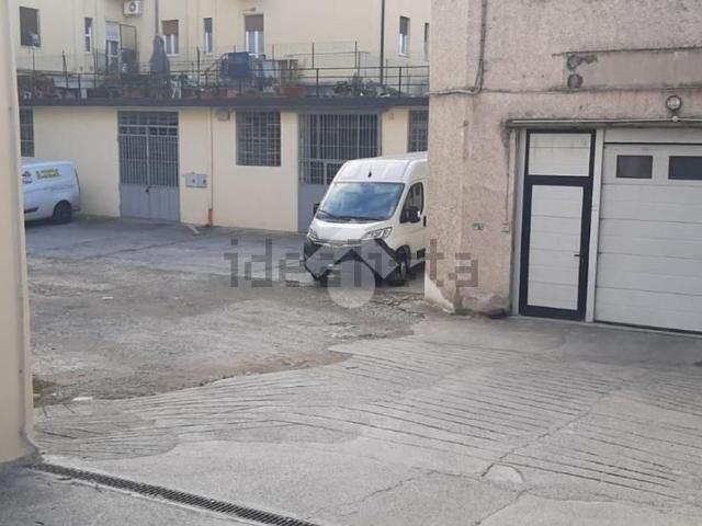 Capannone in vendita a Chiesanuova, Brescia