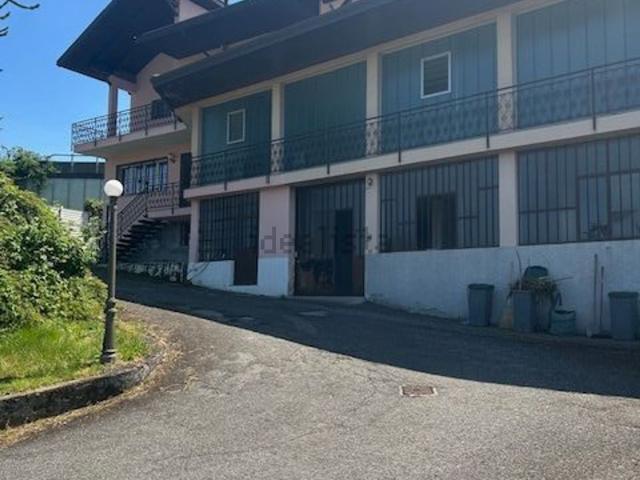 Capannone in vendita a Oneda, Sesto Calende