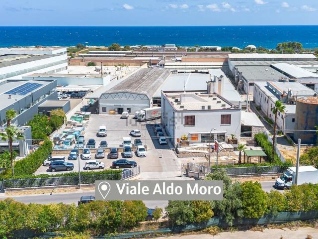 Capannone in vendita a Puglia, Bari