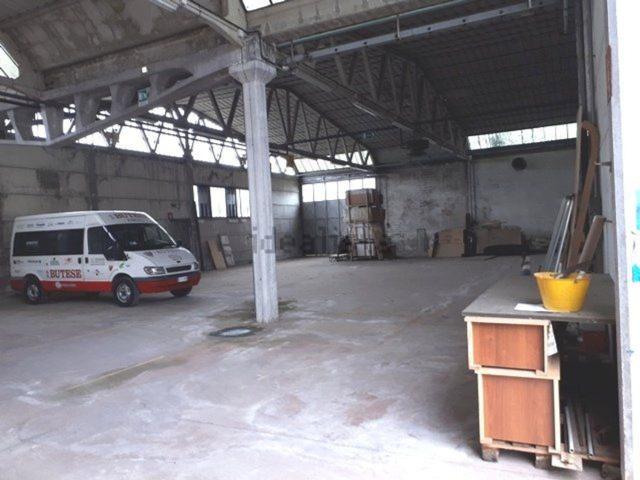 Capannone in vendita a Oltrarno, Calcinaia